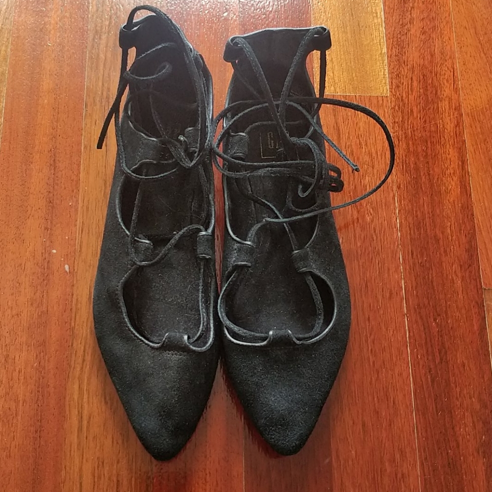 Suede black lace up Gap pointed flats